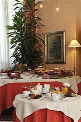 фото отеля Hotel Vittoria Sondrio