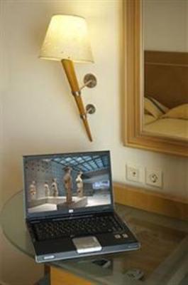 фото отеля Plaka Hotel Athens