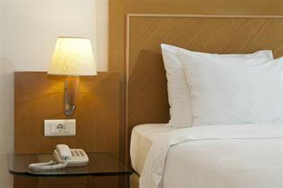 фото отеля Plaka Hotel Athens