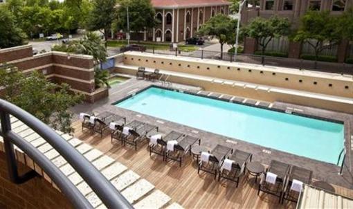 фото отеля Doubletree Guest Suites Austin
