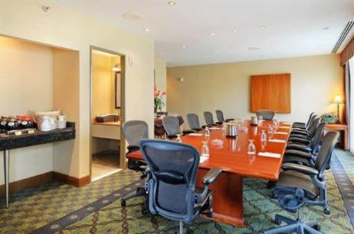 фото отеля Doubletree Guest Suites Austin
