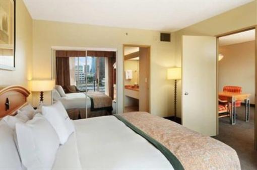 фото отеля Doubletree Guest Suites Austin