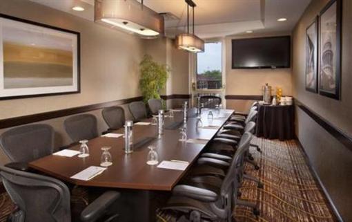 фото отеля Doubletree Guest Suites Austin