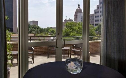 фото отеля Doubletree Guest Suites Austin