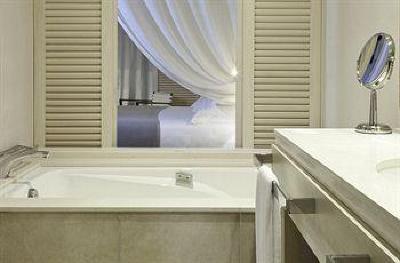 фото отеля Le Meridien Ile des Pins