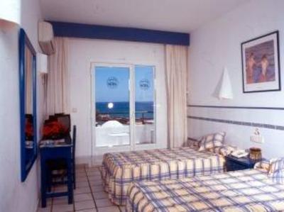 фото отеля Hotel Virgen del Mar