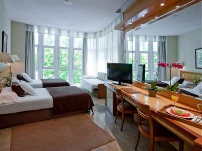 фото отеля Jardin De Tres Cantos Hotel