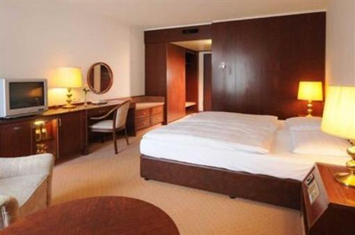 фото отеля Maritim Hotel Koenigswinter