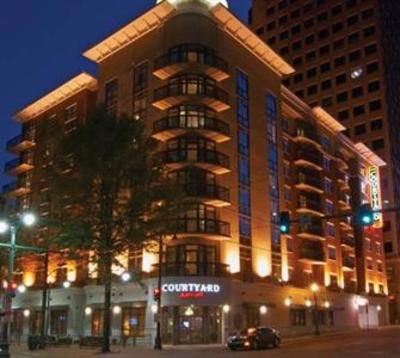 фото отеля Courtyard Marriott Downtown