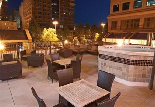 фото отеля Courtyard Marriott Downtown