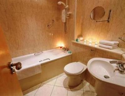 фото отеля Holyrood Aparthotel