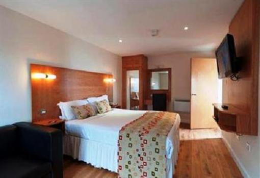 фото отеля Holyrood Aparthotel