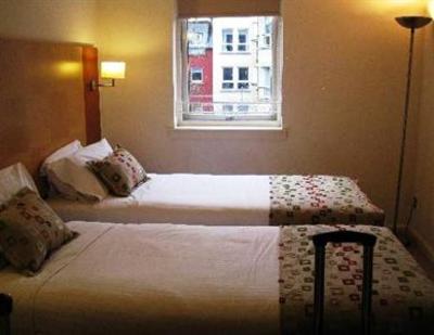 фото отеля Holyrood Aparthotel