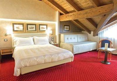 фото отеля BEST WESTERN Modena District