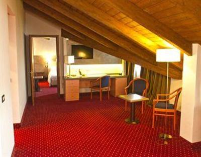 фото отеля BEST WESTERN Modena District