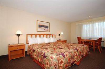 фото отеля BEST WESTERN Rocky Mountain Lodge