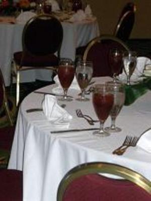 фото отеля Holiday Inn Evansville Airport Hotel