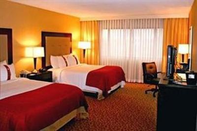 фото отеля Holiday Inn Evansville Airport Hotel
