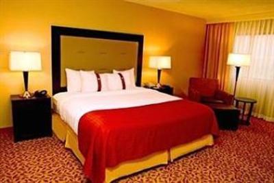 фото отеля Holiday Inn Evansville Airport Hotel