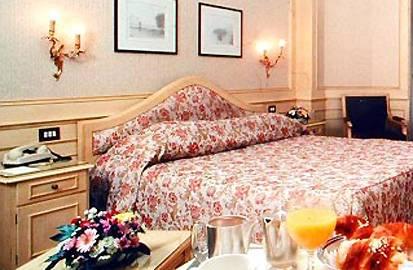 фото отеля Hotel Orchid Garden New Delhi