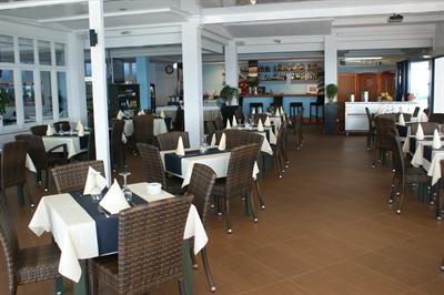 фото отеля Apartamentos Vistamar Menorca