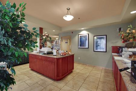 фото отеля BEST WESTERN PLUS Chemainus Inn