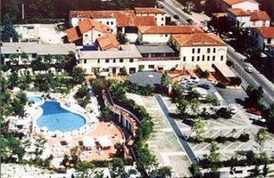 фото отеля Hotel Villa Pigalle Tezze sul Brenta