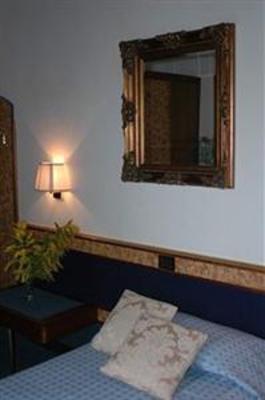 фото отеля Hotel Villa Pigalle Tezze sul Brenta