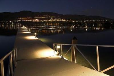 фото отеля Strand Lakeside Resort