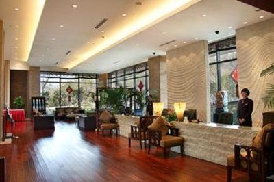 фото отеля Warm Island Lake Resort Hangzhou