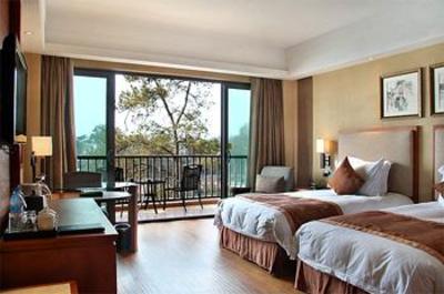 фото отеля Warm Island Lake Resort Hangzhou