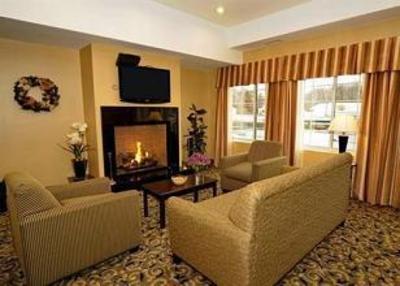 фото отеля Comfort Suites Mahwah