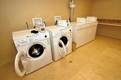 фото отеля Comfort Suites Mahwah