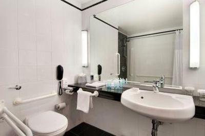 фото отеля Hilton Belfast