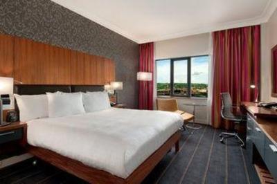 фото отеля Hilton Belfast