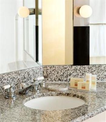 фото отеля Courtyard by Marriott Long Beach Downtown