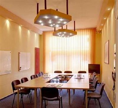 фото отеля Art-Hotel Charlottenburger Hof