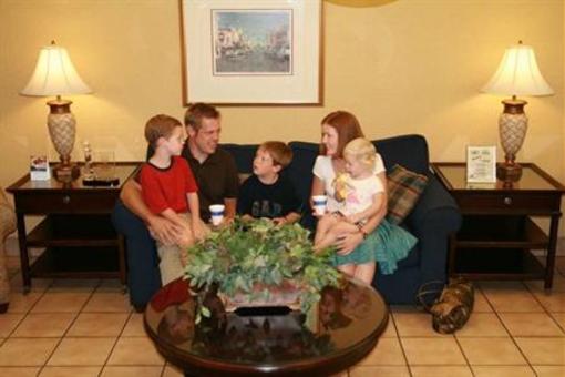 фото отеля Hampton Inn Mount Airy