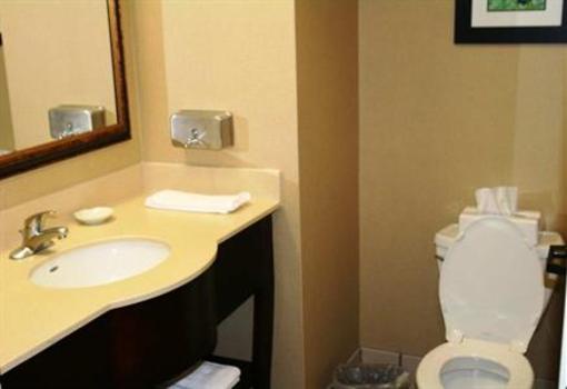 фото отеля Hampton Inn Mount Airy