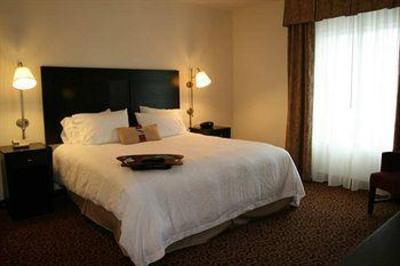 фото отеля Hampton Inn Kingston