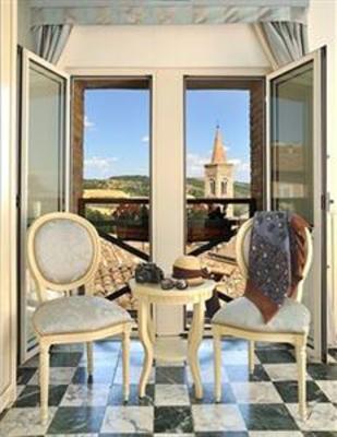 фото отеля Hotel Raffaello Urbino