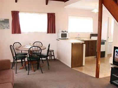 фото отеля Settlers Motel
