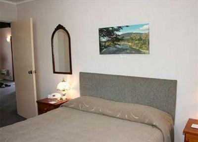 фото отеля Settlers Motel