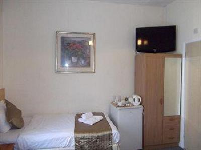 фото отеля The Firs Lodge London
