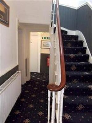 фото отеля The Firs Lodge London