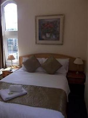 фото отеля The Firs Lodge London