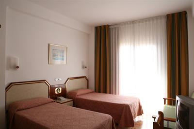 фото отеля Costa Brava Hotel Blanes