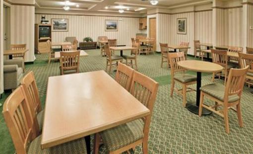 фото отеля Holiday Inn Express Hotel & Suites Vernon