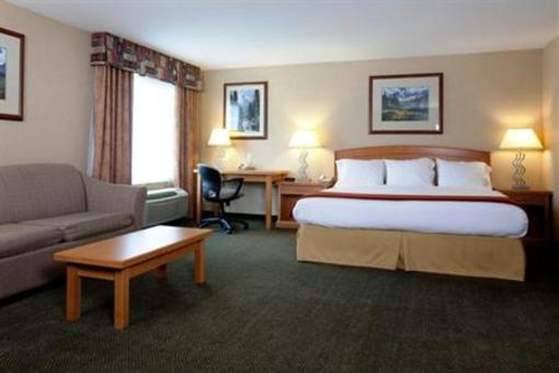 фото отеля Holiday Inn Express Hotel & Suites Vernon