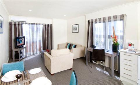 фото отеля Quest Auckland Serviced Apartments